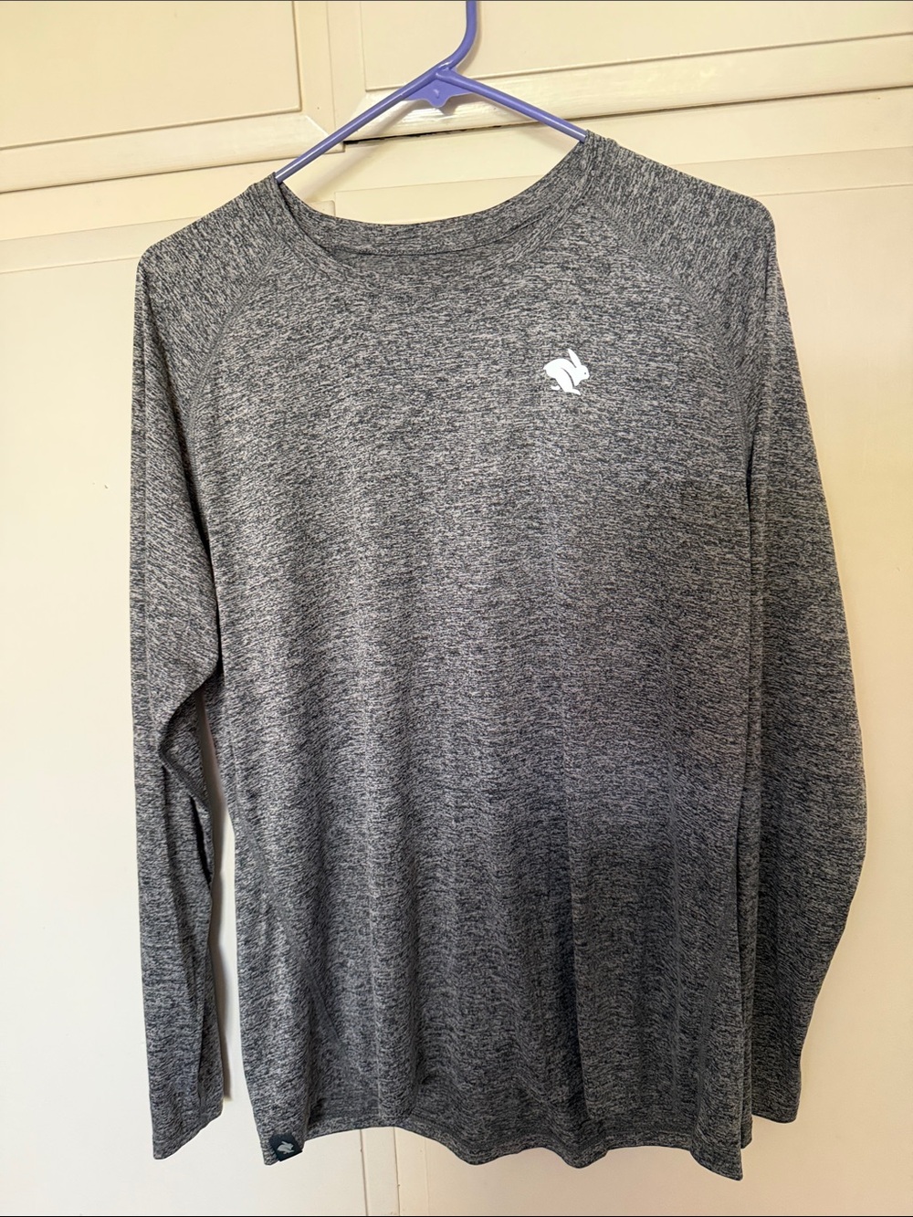 Men's Heather Grey Long-Sleeve Performance Tee